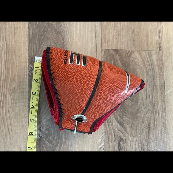 Handmade basketball Clutch - Picture 7 of 12